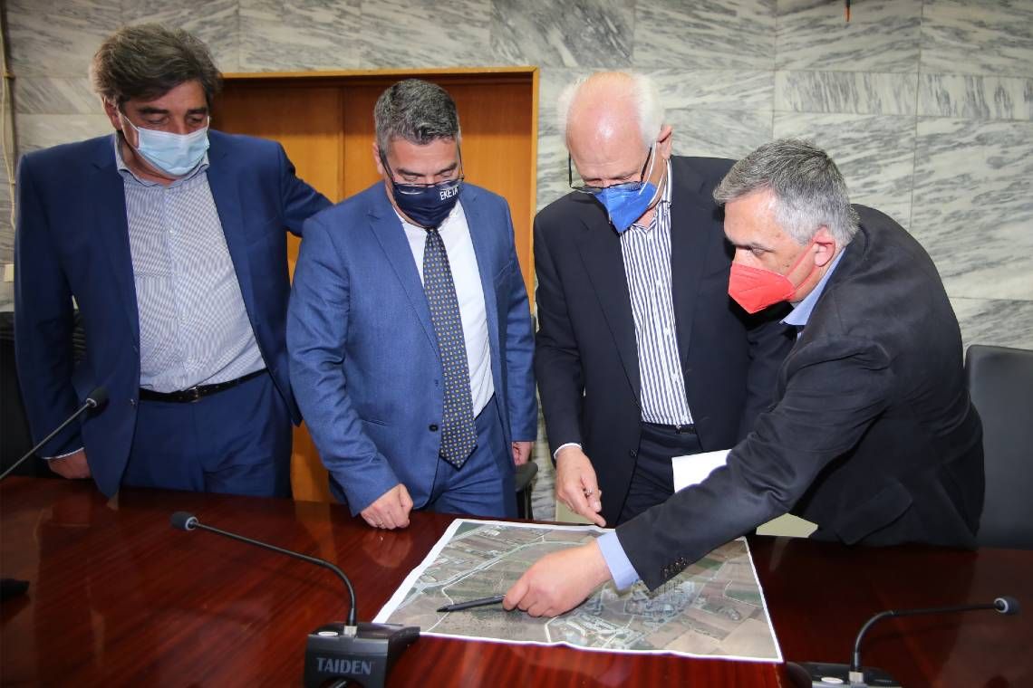 Μνημόνιο Συνεργασίας μεταξύ ΕΚΕΤΑ και Δήμου Λαρισαίων για την ανάπτυξη νέων ερευνητικών υποδομών