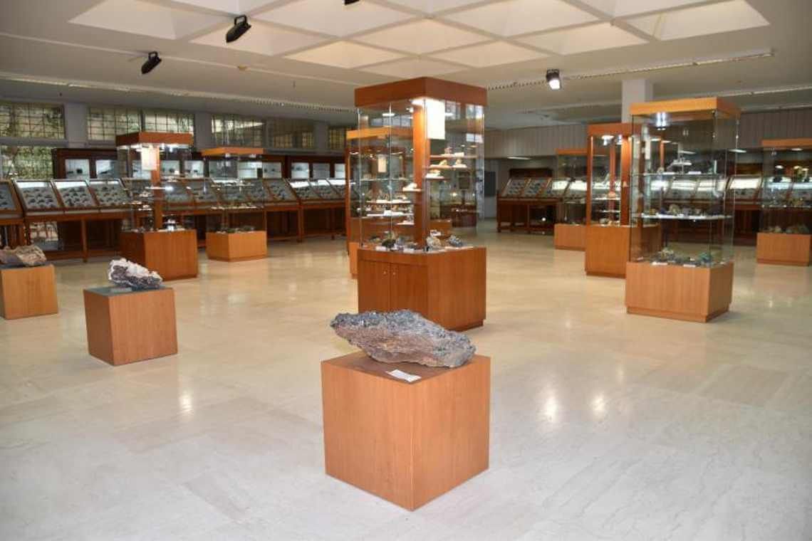 Μουσείο Ορυκτολογίας-Πετρολογίας από το Τμήμα Γεωλογίας και Γεωπεριβάλλοντος του Ε.Κ.Π.Α