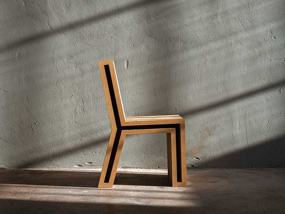 H Cardboard Offset Chair του Αλέξανδρου Παπαδόπουλου