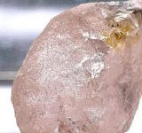Ανγκόλα: Εντοπίστηκε ροζ διαμάντι 170 καρατίων
