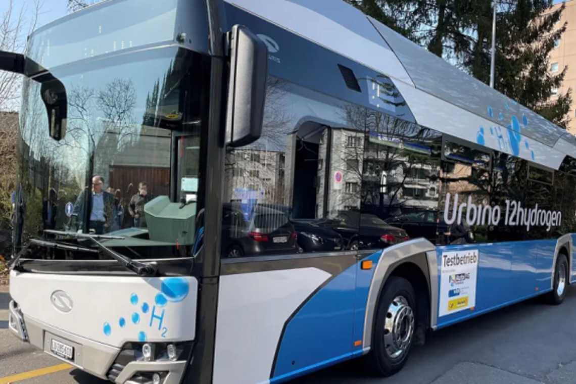 Έρχεται για δοκιμαστικά δρομολόγια στην Αθήνα το πρώτο λεωφορείο υδρογόνου
