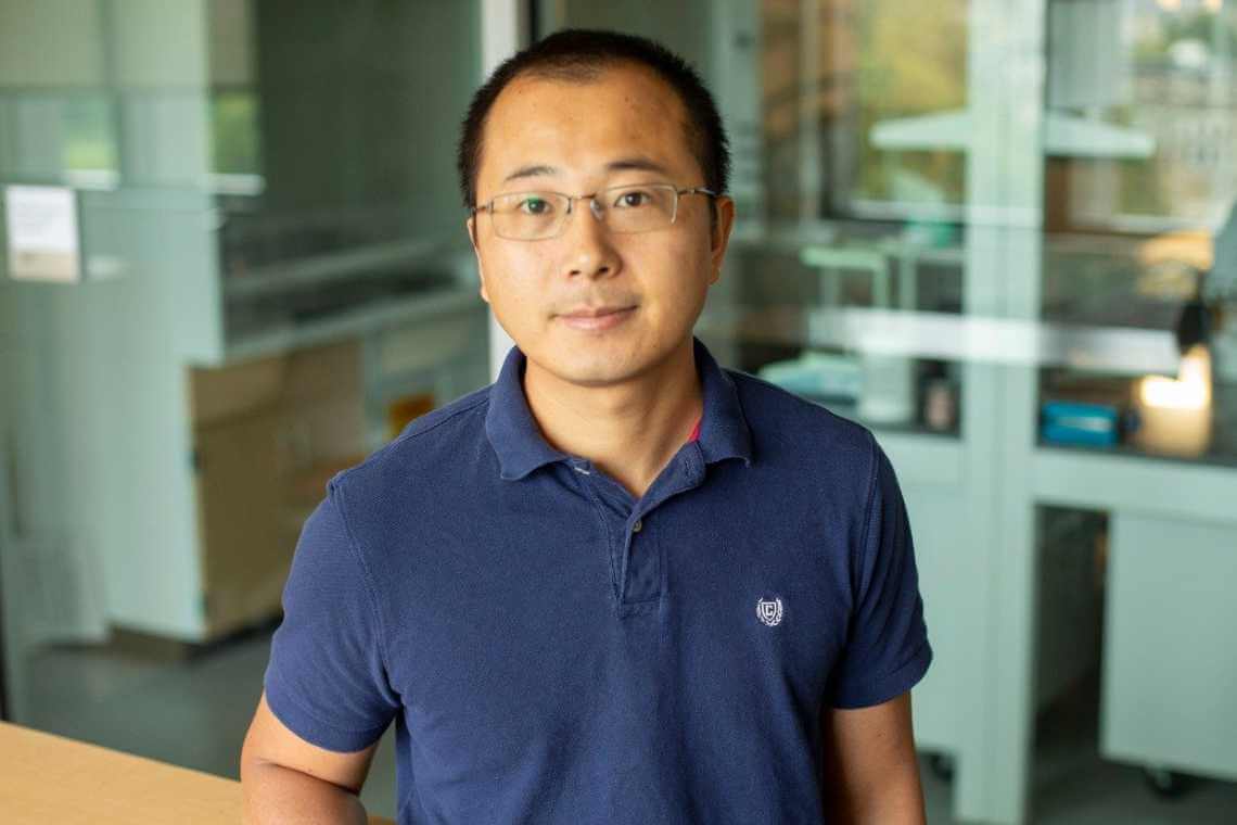 Ο Wencai Zhang, Επικ. Καθηγητής στο Πανεπιστήμιο Virginia Tech.