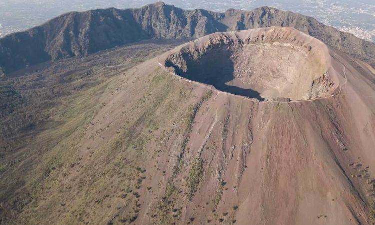 Τα ηφαιστειακά ορυχεία άλμης θα μπορούσαν να είναι πηγές χαλκού, χρυσού και λιθίου