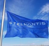 Αύξηση 41% στις πωλήσεις ηλεκτρικών οχημάτων και ρεκόρ κερδών για την Stellantis το 2022