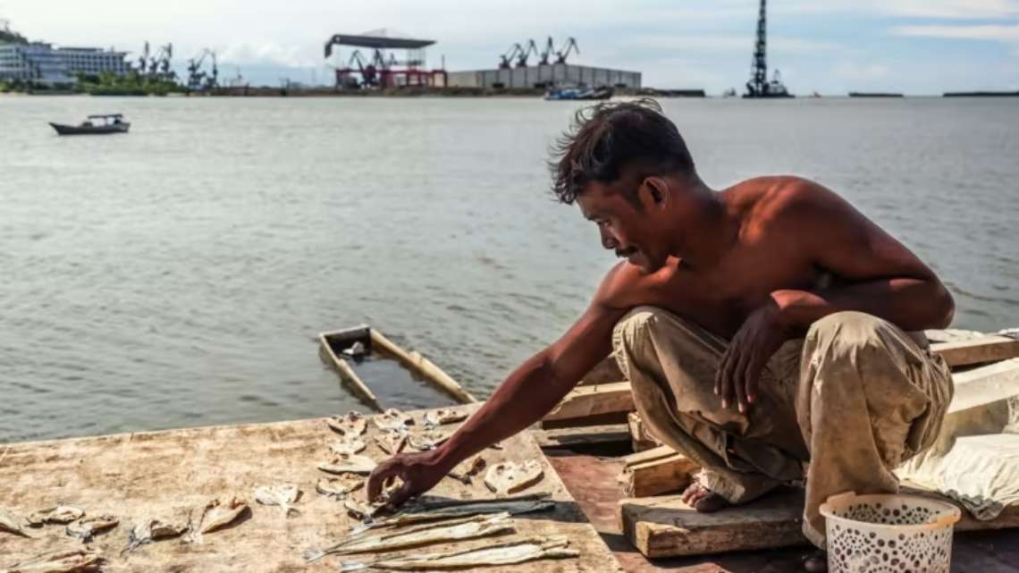 Η ρύπανση από την εξόρυξη νικελίου στην Ινδονησία βλάπτει τις τοπικές κοινότητες αλιέων