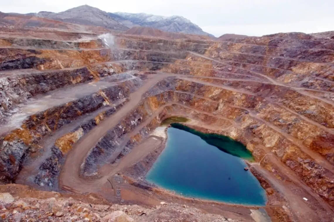 Το ορυχείο σπάνιων γαιών της αμερικάνικης εξορυκτικής εταιρείας MP Materials στο Mountain Pass στην Καλιφόρνια