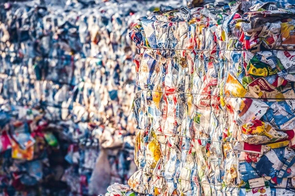 Η βιομηχανία ασφάλτου δεν είναι λύση στο πρόβλημα των πλαστικών αποβλήτων