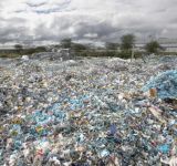Η βιομηχανία πετροχημικών στις παγκόσμιες συνομιλίες για τη συνθήκη ενάντια στην πλαστική ρύπανση