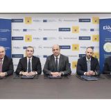 Eurobank και Τράπεζα Πειραιώς χρηματοδοτούν τη Φοίβη Ενεργειακή, θυγατρική της ΔΕΗ Ανανεώσιμες, για φωτοβολταϊκό έργο-ορόσημο στην Πτολεμαϊδα